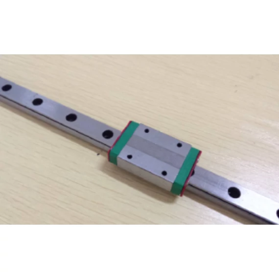 Líneáris sín 320mm sínkocsival